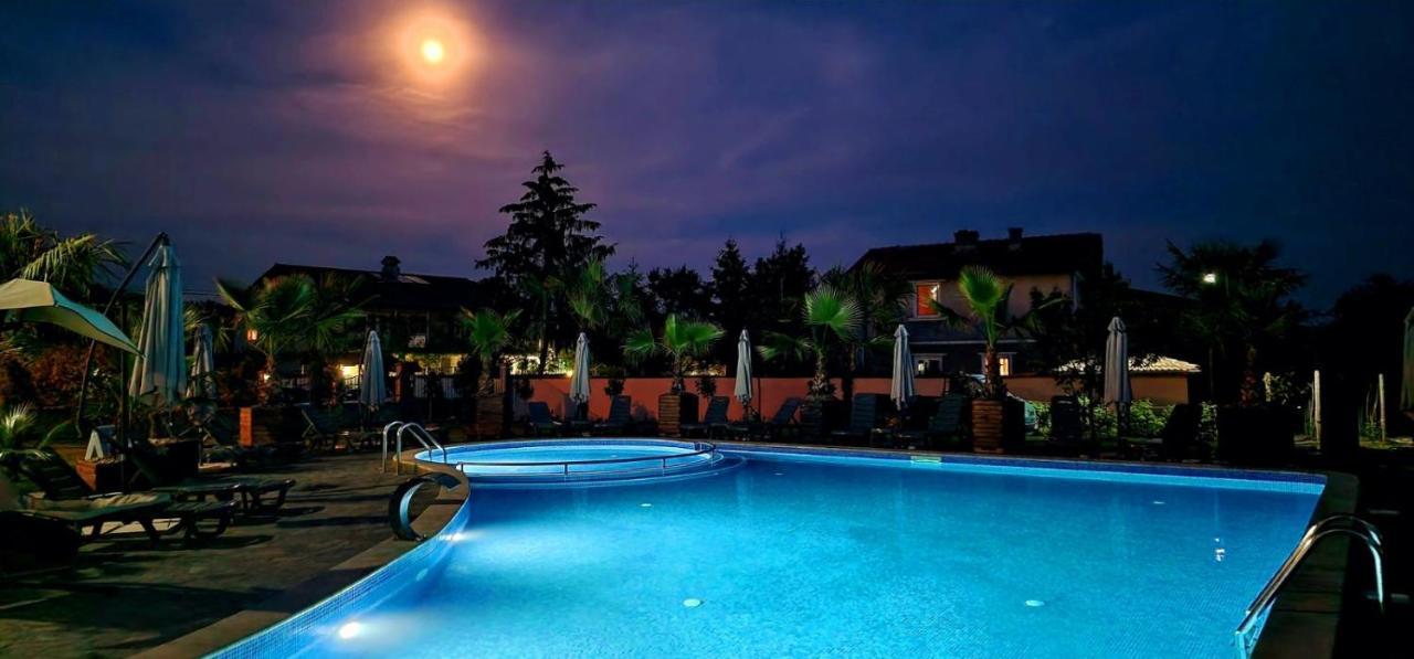 Black Sea Pearl Complex 1 กราเปตส์ ภายนอก รูปภาพ